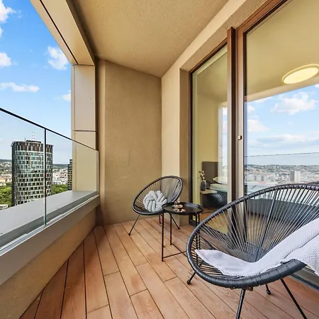 דירה Castle View In Sky Park By Zaha Hadid *