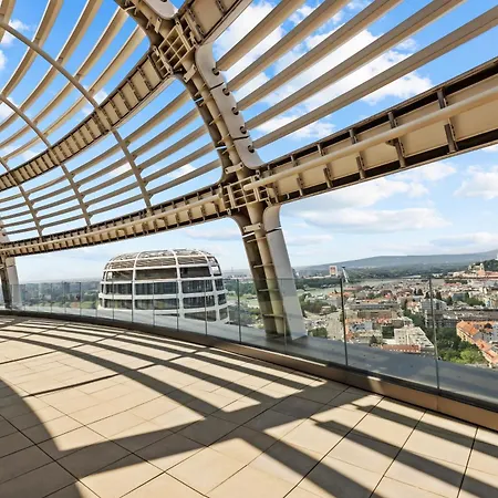 Appartamento Castle View In Sky Park By Zaha Hadid