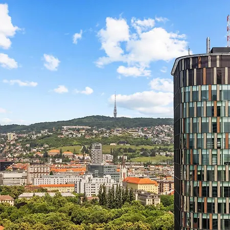 Apartmán Castle View In Sky Park By Zaha Hadid *