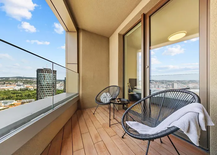 Appartement Castle View In Sky Park By Zaha Hadid *