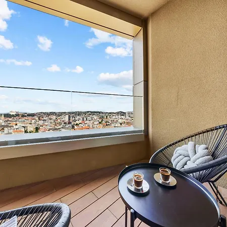 Castle View In Sky Park By Zaha Hadid Διαμέρισμα *