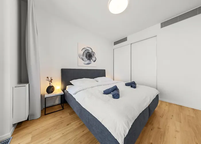 Castle View In Sky Park By Zaha Hadid ברטיסלאבה