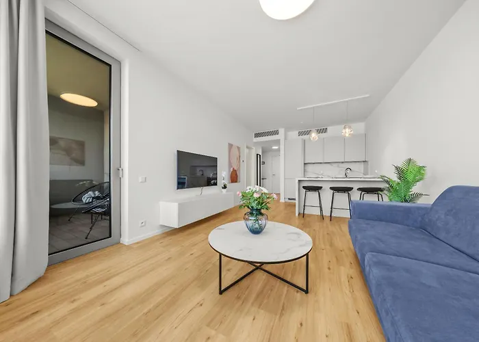 Castle View In Sky Park By Zaha Hadid דירה *